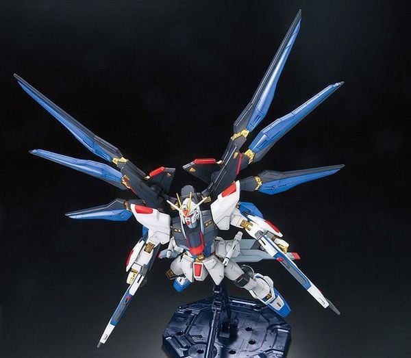 zgmf x20a strike freedom gundam full burst mode mg 1/100